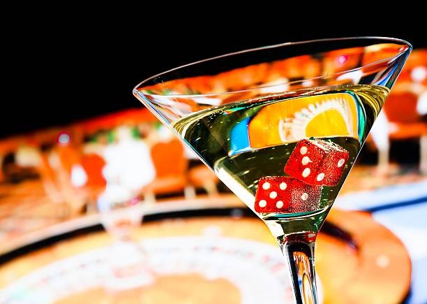 baccarat online Sic Bo mobile app interface showing live table and bet slip